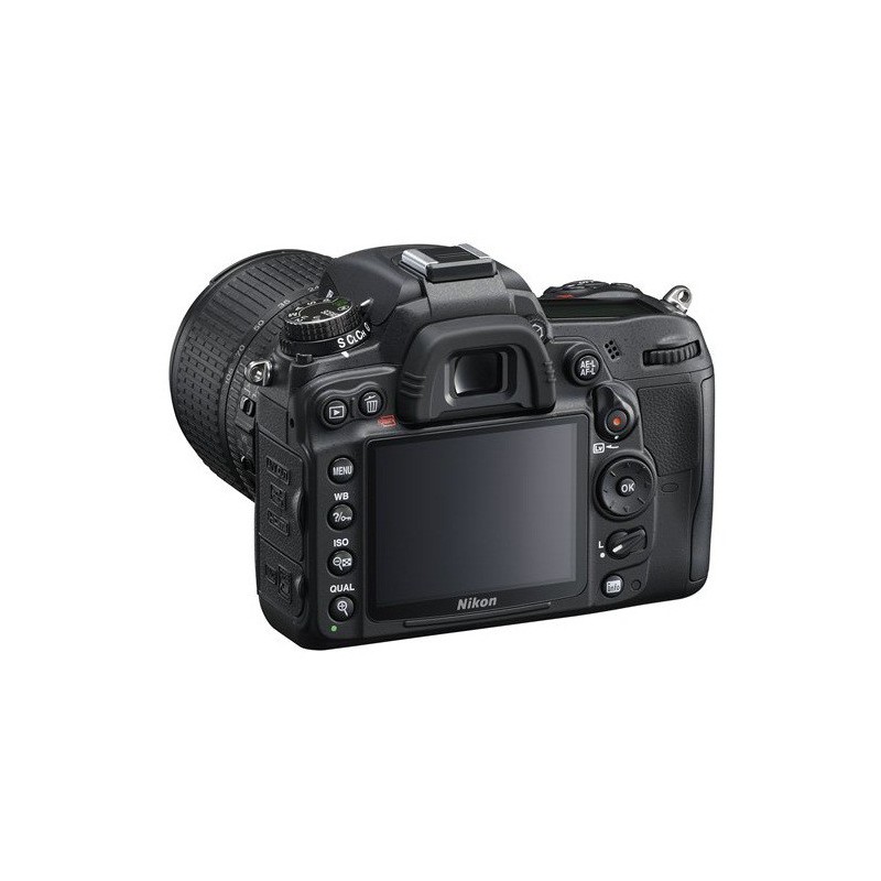 Nikon Reflex D7000 + 18-105 VR 16.2MP FULLHD + SD Eyefi 4 Go