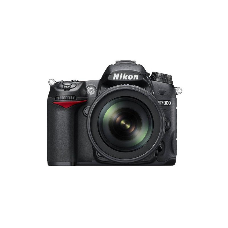 Nikon Reflex D7000 + 18-105 VR 16.2MP FULLHD + SD Eyefi 4 Go