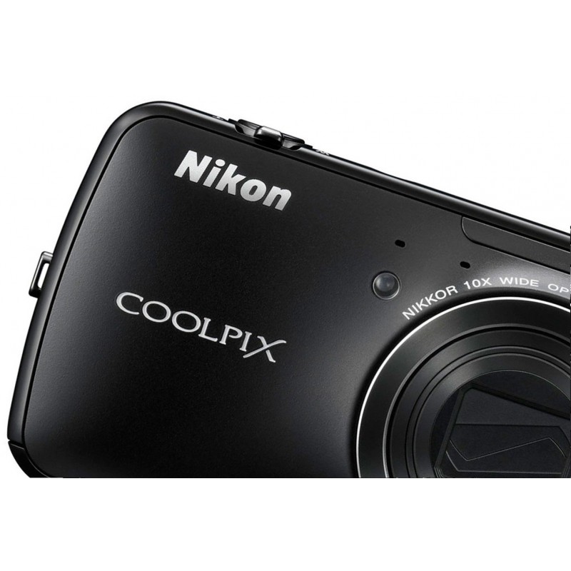 Nikon Coolpix S800c