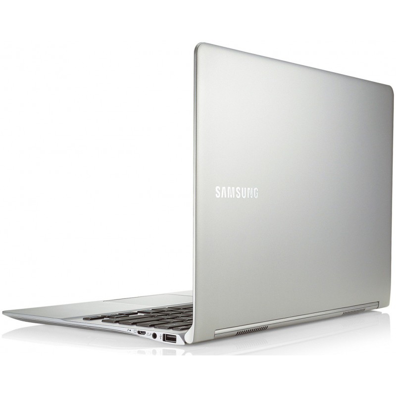 Samsung NP900X3D