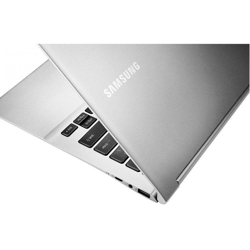 Samsung NP900X3D