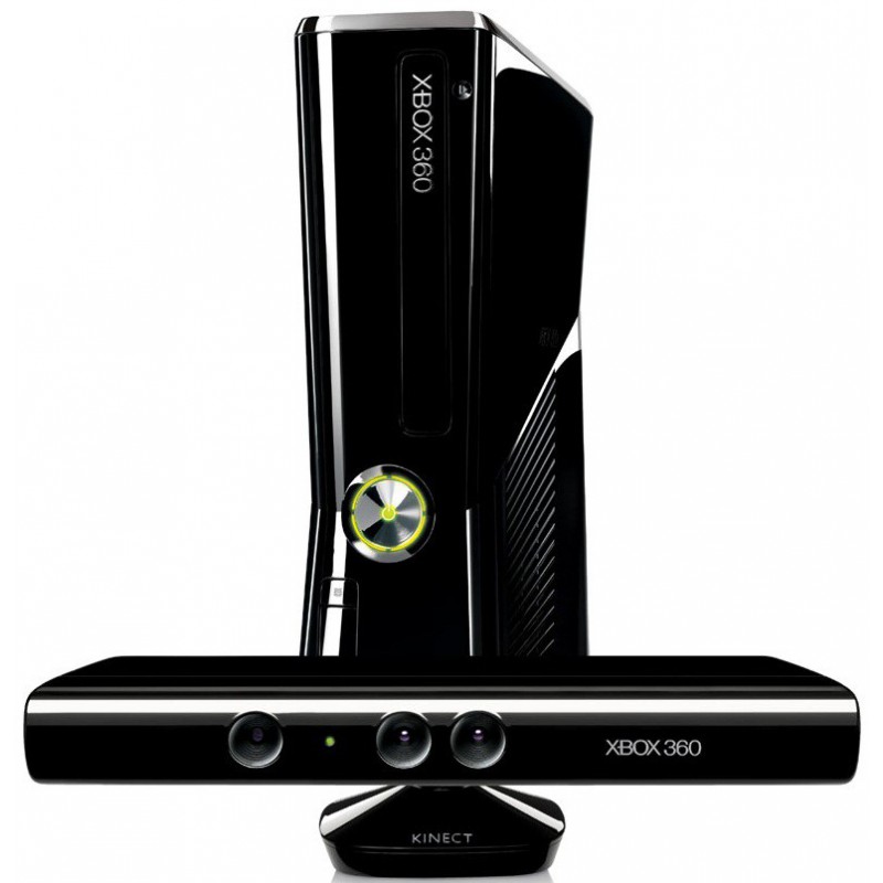 Microsoft X-BOX 360 / 4Go + 2 Jeux + Kinect