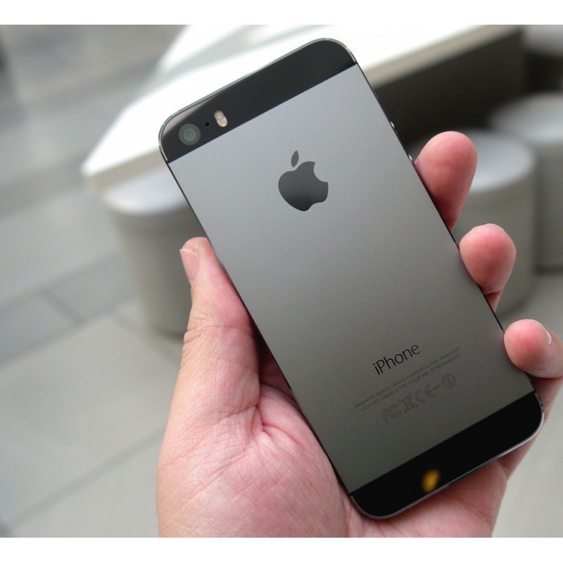 Téléphone portable iPhone 5s