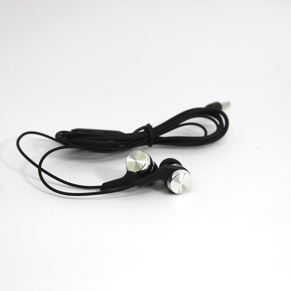 Écouteurs Stéréo avec Micro R11 Extra Bass  / Noir