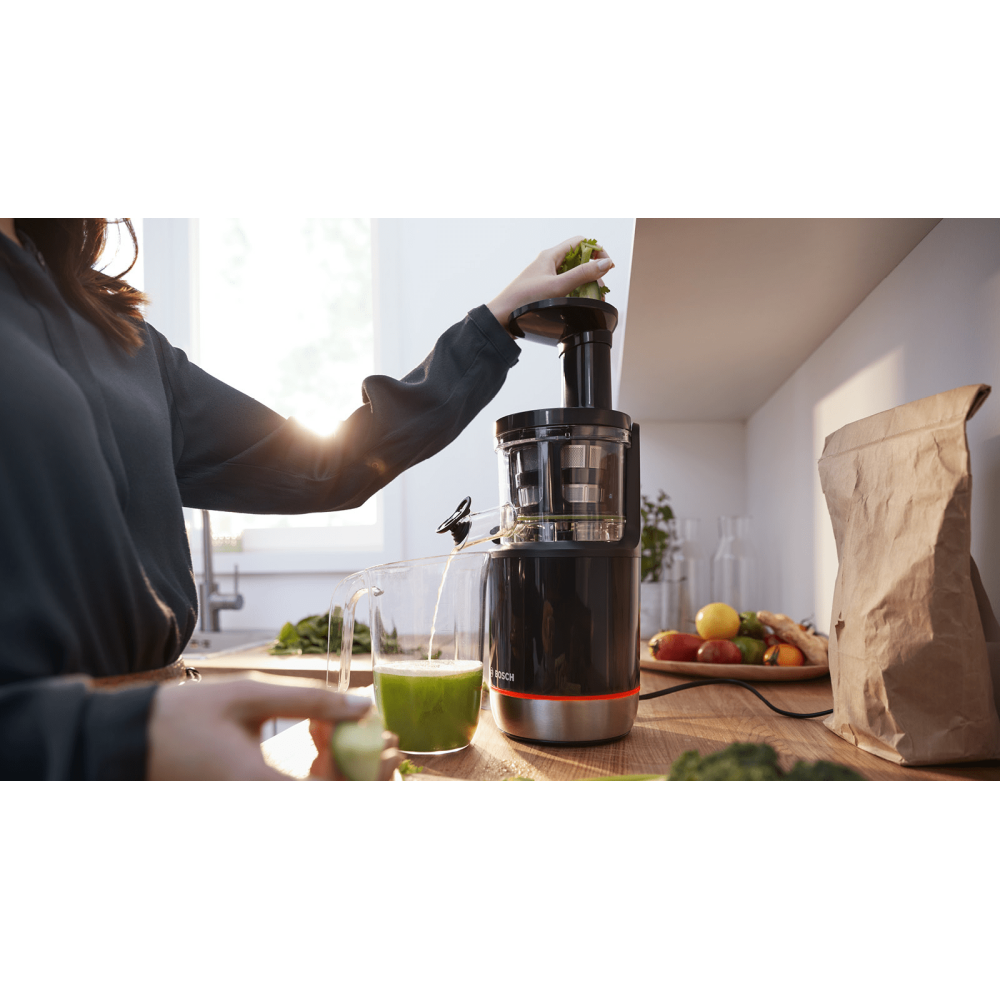 Extracteur de jus BOSCH VitaExtract MESM731M / 150 W / Noir