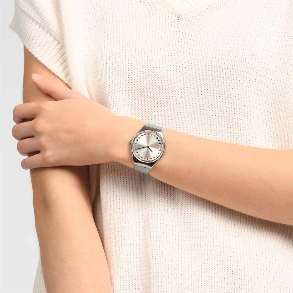 MONTRE POUR FEMME SWATCH GLEAM TEAM SYXS144