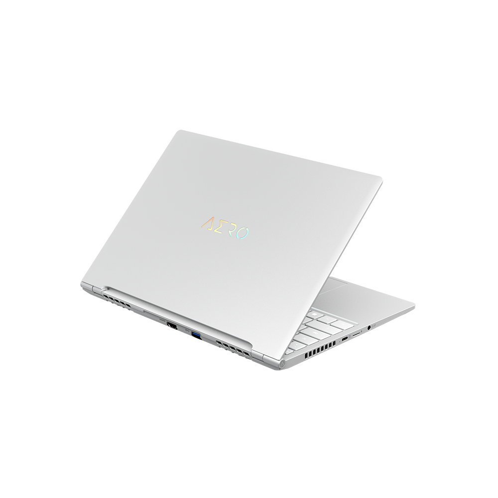 Pc Portable Gamer GIGABYTE AERO 14 BMF / i7-13620H / RTX 4050 6G / 16 Go DDR5 / 512 Go SSD / Argent
