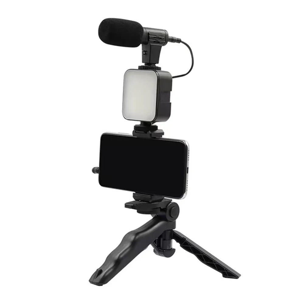 Generic Kit Video-making / Support selfie Cadre téléphone / LED / microphone / trépied / télécommande Bluetooth / Noir