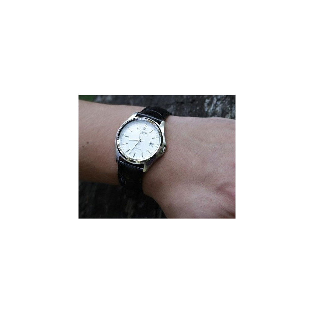 Montre Homme Casio MTP-1183E-7ADF