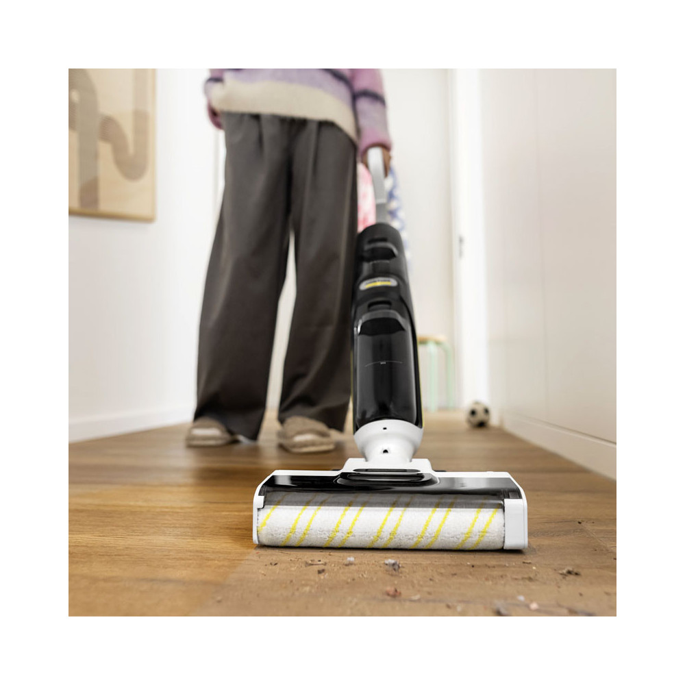 ASPIRATEUR LAVEUR KARCHER FCV4 / Noir