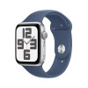 Apple Watch SE 44 mm avec boîtier en aluminium / bracelet sport minuit / M/L / Silver