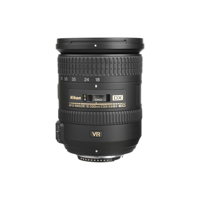 Objectif Nikon Nikkor 18 - 200 mm 